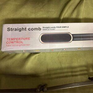 NEW in box: straightening comb